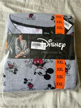 Costco Women’s Disney Gray Mickey Mouse 2-Piece Pajama Set size XXL, Brand New